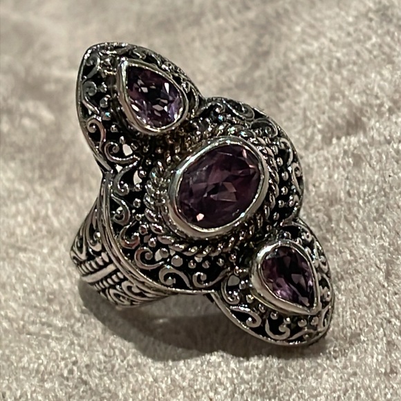 Purple Amethyst Sterling Silver Ring 925 Ornate Setting Size 8 - Picture 10 of 10